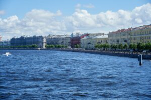 St. Petersburg’s year-round challenge protecting your home from sun and salt with homemasters professional services and expertise