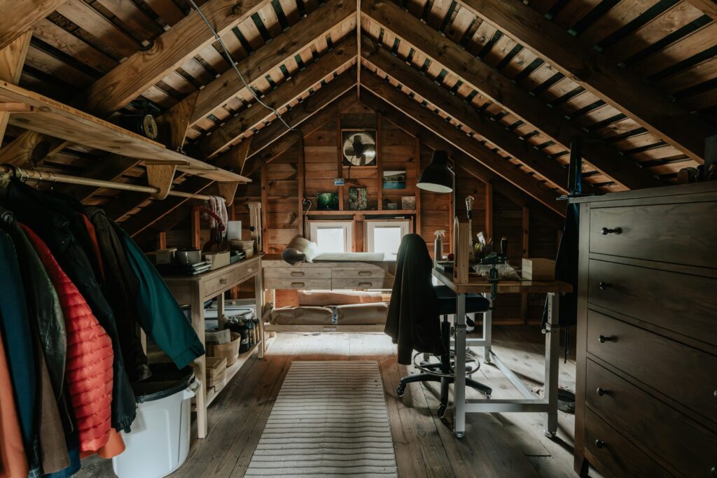 Salem Oregon attic insulation upgrade and ventilation system optimization for rainy season moisture control and energy efficiency