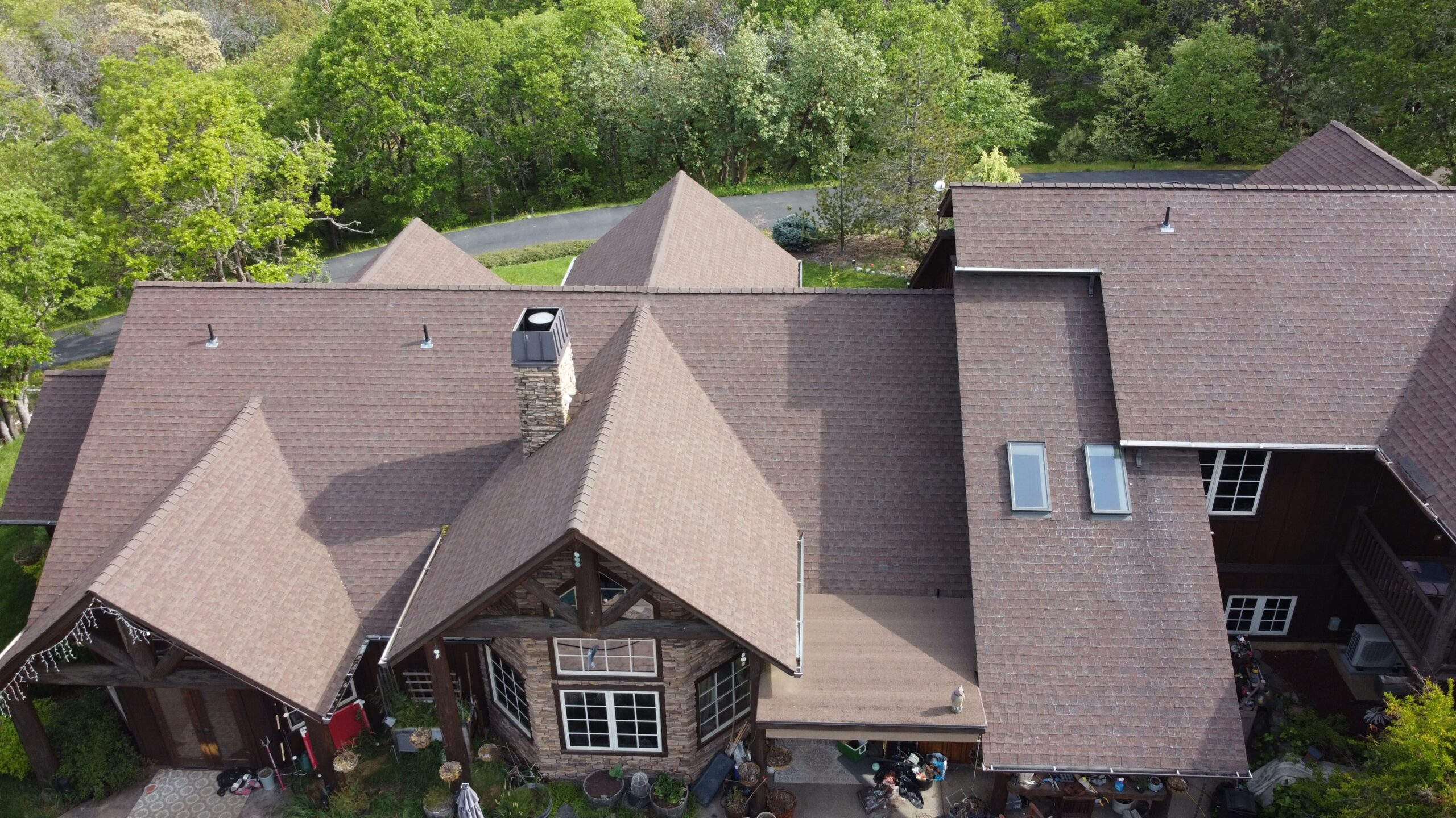 HOMEMASTERS HOA community roofing program in Southern Oregon