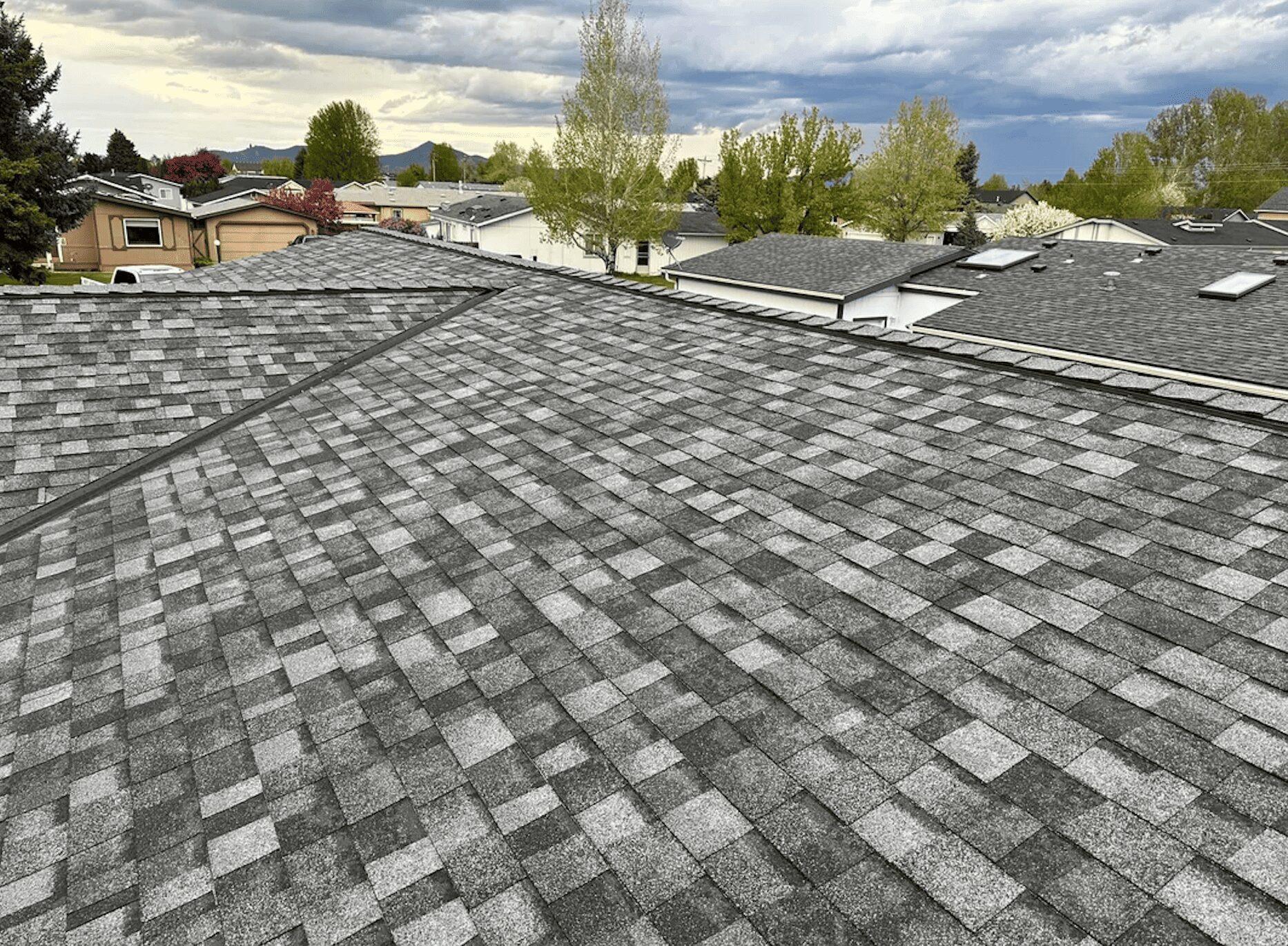 Roof replacement project in Bend, OR by HOMEMASTERS