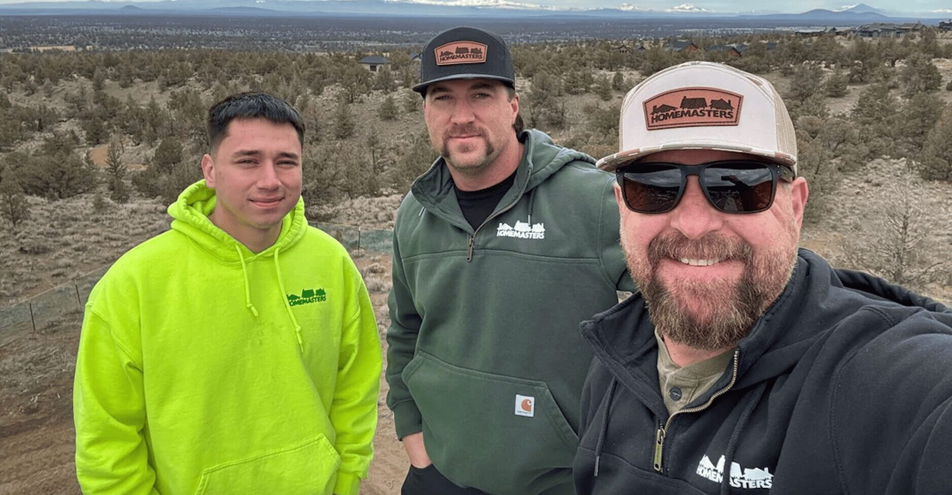 HOMEMASTERS Bend roofing team